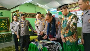 Kapolres Bangka Barat Kunjungan Kerja ke Polsek Jebus Resmikan Asrama An- Nur