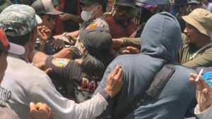 Demo Tolak Pengukuran Tanah di Dateng, Seorang Pengacara Dikeroyok Massa