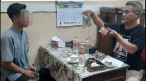 Judi dan Jual Chip Higgs Domino, Pemuda Bojonegoro Diringkus Polisi Lamongan