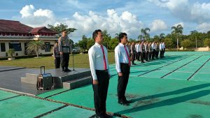 Pimpin Apel Pagi, Wakapolres Bangka Barat Himbau Personel Agar Disiplin Dalam Tugas