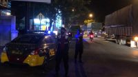 Gelar Patroli Blue lLight, Tiga Personel Patko SatSamapta Polres Lamongan Sasar Obyek Vital Jalan Pantura