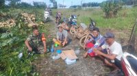 Masyarakat Desa Tebing Bersama Babinsa Antusias Laksanakan Gotong-Royong