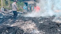 Sigap, Polsek Simpang Teritip Datangi TKP Lokasi Kebakaran Sebuah Rumah