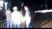 Usai Diusir Masyarakat Pelantaran Diduga Ratusan Massa Bayaran Datangi Rumah Acen Tagih Imbalan