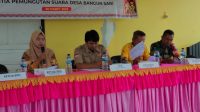 Babinsa Koramil Manuhing Hadiri Kegiatan Rapat Pleno Terbuka Rekapitulasi Daftar Pemilih Hasil Pemutakhiran