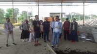 BUPATI GRESIK HADIRI KEGIATAN PENINJAUAN MESIN PENGELOLAAN SAMPAH DI TPA NGIPIK