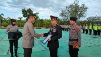 Kapolres Bangka Barat Pimpin Upacara Wisuda Purna Bhakti Satu Personil