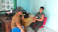 Lagi lagi Babinsa Koramil 431-03/Kelapa, melaksanakan Komsos di desa binaan