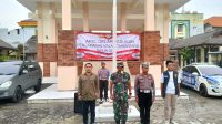 Jaga Kondusifitas Malam Tahun, Camat Menganti Sambangi Warga