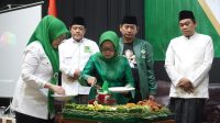 Peringatan Harlah PPP Ke-51 di Tandai Dengan Potong Tumpeng Bersama
