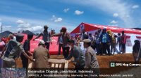 Pasang Tenda Untuk Korban, Mensos Kunjungi Lokasi Terdampak Longsor Sukabumi