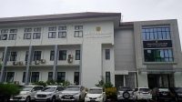 Diduga Bingung Jawab Pertanyaan Wartawan Terkait Uji Lab Seluruh Kontruksi Proyek Jembatan Cidangdeur 2, Plt Jajem Pilih Bungkam