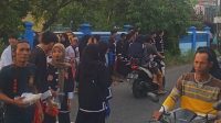 IKS’PI Kera Sakti Ranting Perak Cabang Jombang Tebar Kebaikan Di Bulan Ramadan Dengan Membagikan Takjil