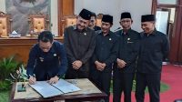 PJ Bupati Hadiri Rapat Paripurna Penetapan Ranperda dan Penyampaian Rekomendasi DPRD Terhadap LKPJ Tulungagung Tahun 2023