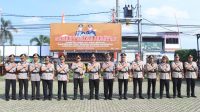 Kepolisian Resor Blitar Kota menggelar Upacara Serah Terima Jabatan 8 pejabat Polres Blitar Kota Polda Jatim.