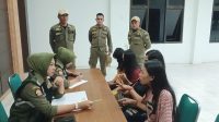 Petugas Satpol PP Berhasil Mengamankan 5 Orang Pramusaji Yang Diduga Sebagai PSK