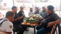 Insan Media di Jombang gelar silaturahmi tali persaudaraan dan tumpengan di warkop gembira bakaran julek