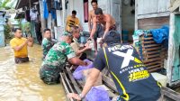 Danramil 1016-07/Tewah Salurkan Bantuan Kepada Warga Terdampak Banjir