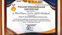 Bupati Malang Drs H.M.Sanusi M.M.berikan apresiasi berupa penghargaan “ASN Bestari “Kepada Plt Direktur RSUD Kanjuruhan Kabupaten Malang