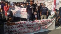 Ratusan Warga Deyeng Ringinrejo Demo, Tuntut Sekdes Mundur