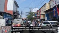 Bongkar Muat di Bahu Jalan Gotong royong,Lalu Lintas Jadi Semrawut