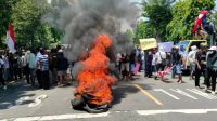 Perhutani Kediri di Demo Warga Satak, Tuntut Mundur Ketua LMDH