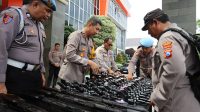 Usai Apel, Polres Gresik Gelar Pemeriksaan Senjata Api
