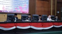 Rapat Paripurna, DPRD Jombang Umumkan Penetapan Paslon Bupati dan Wakil Bupati WarSa
