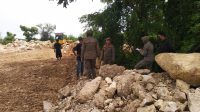 Pemilik Proyek Tidak Bisa Menunjukan Dokumen Perizinan, Satpol PP Stop Proyek Urukan di Gresik Utara