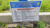 Atap Lapangan Futsal Rp 450 Juta Hasil Minimalis, Kades Turi Sebut Lantai Tak Masuk RAB
