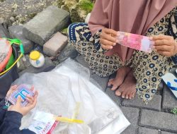 Nenek Penjual Emping Jadi Korban, Uang Palsu Pecahan Seratus Ribu