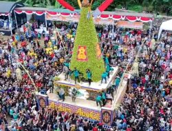 Ribuan Masyarakat Hadiri Event Andum Alpukat Hingga 10 Meter di Wonosalam Jombang
