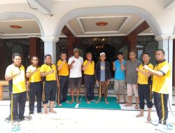 Sambut Bulan Suci Ramadhan 1446 H/2025 M Polsek Menganti Gelar Bhakti Sosial dengan Bersih – Bersih Masjid Baiturrahman