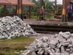 Pemerintahan Desa Simo Madiun Bangun Pavingisasi dan Saluran Drainase Dari Dana BKK 2024