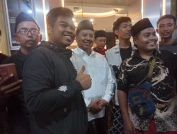 Komunitas RX king dan vespa ngabuburit dari gusdur finis di Abah warsubi(Bupati Jombang)
