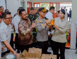 Menteri Pertanian Melakukan Kunjungan Kerja ke Gresik, Dalam Rangka Panen Raya Padi dan Serap Gabah