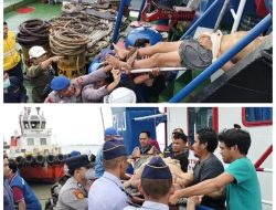 Sigap, Personil Pos PAM Polres Gresik Gercep Evakuasi Awak Kapal yang Pingsan di Pelabuhan Gresik