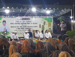 Warga Perumahan Banjarsari Asri Mengadakan Halal Bihalal Mendatangkan Ustadz Moh Qosim M.s.i