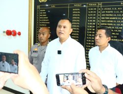 Polres Gresik Serahkan Kades dan Nelayan di Pulau Bawean Direhabilitasi di BNNK