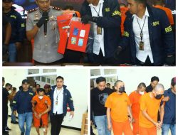 Polres Gresik Beri Tindakan Tegas Terukur Lima Tersangka Pencurian Modus Ganjal ATM, Beraksi di 48 TKP