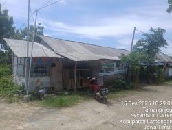 Warga Desa Taman Prijek Kecamatan Laren Minta Bangunan Liar Milik Mantan Kepala Dusun di Bantaran Sungai Dibongkar