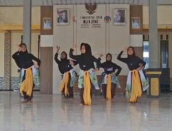 Pemdes Mlinjeng Sehat Mandiri Produktif Lugas ( Semprul ), Produk Lagu Semprul dan Melestarikan Budaya Tari Lumpang Kenteng