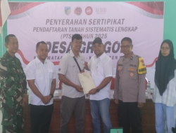 Masyarakat Desa Grogol sangat senang Menerima Sertifikat Program PTSL