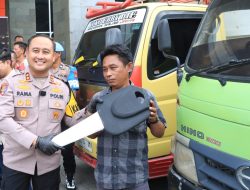 Polres Gresik Ringkus Pelaku Curhat dan TIPU Gelap, Pemilik Truck dan Motornya Kembali Lagi