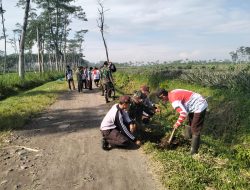 Hijaukan Cagar Alam Simpenan, TMMD ke-127 Kodim Kediri Tanam Harapan di Watugajah