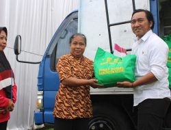 Kolaborasi Kodim 0809/Kediri dan Pemkab Kediri: 300 Warga Terima Sembako di Tengah Tekanan Ekonomi