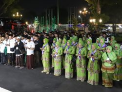 Bupati Warsubi Lepas Keberangkatan Ribuan Jemaah Mujahadah Kubro NU Jombang Ke Malang