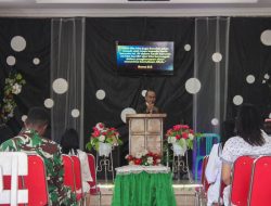 Satgas TMMD ke-127 Beribadah di GPdI Gadungan, TNI Tegaskan Komitmen Jaga Kerukunan di Puncu