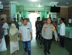 Forkopimda Gresik Besuk Korban Luka di RSUD Ibnu Sina, Tegaskan Komitmen Jaga Kondusivitas Kamtibmas