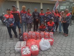 Aksi Sosial di Bulan Ramadan LSM GMAS DPD Gresik Bagi-Bagi Takjil Gratis